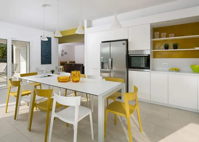 Debora By Interhome
