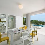 Debora By Interhome Vila